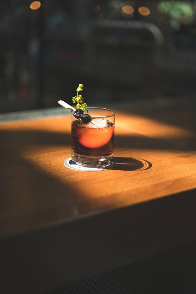5 Classic Cocktails: Manhattan Whisky Cocktail