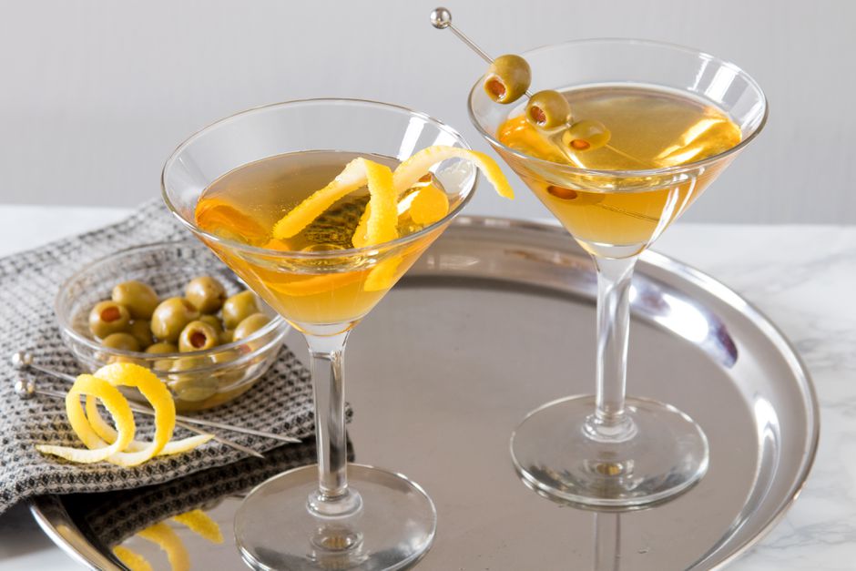 Classic Cocktails: Perfect Martini with Multiple Garnishes