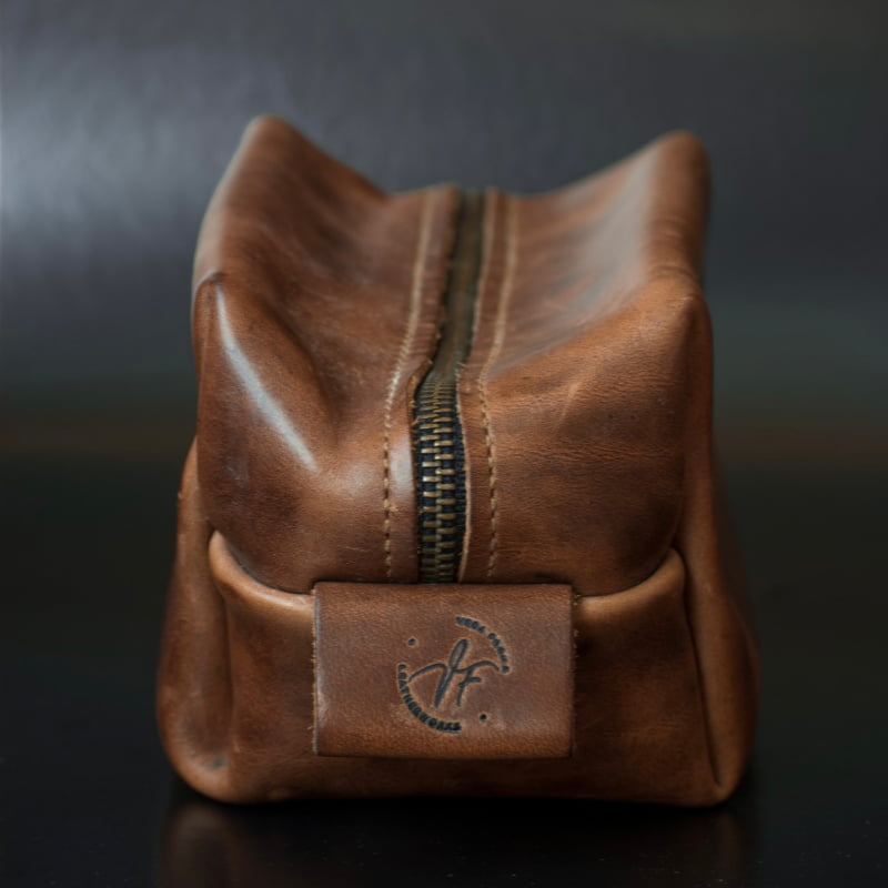 Vera Forma Review Leather Dopp Kit - Shaving Kit - Toiletry Travel Bag Front