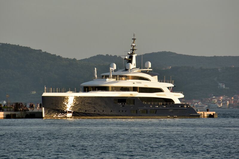 Massive Yacht Captured in Zadar